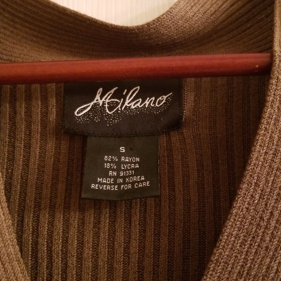 Cute Sweater, Small - Picture 2 of 2